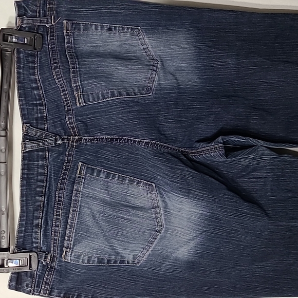 Cozy Corner Jeans - Picture 5 of 6